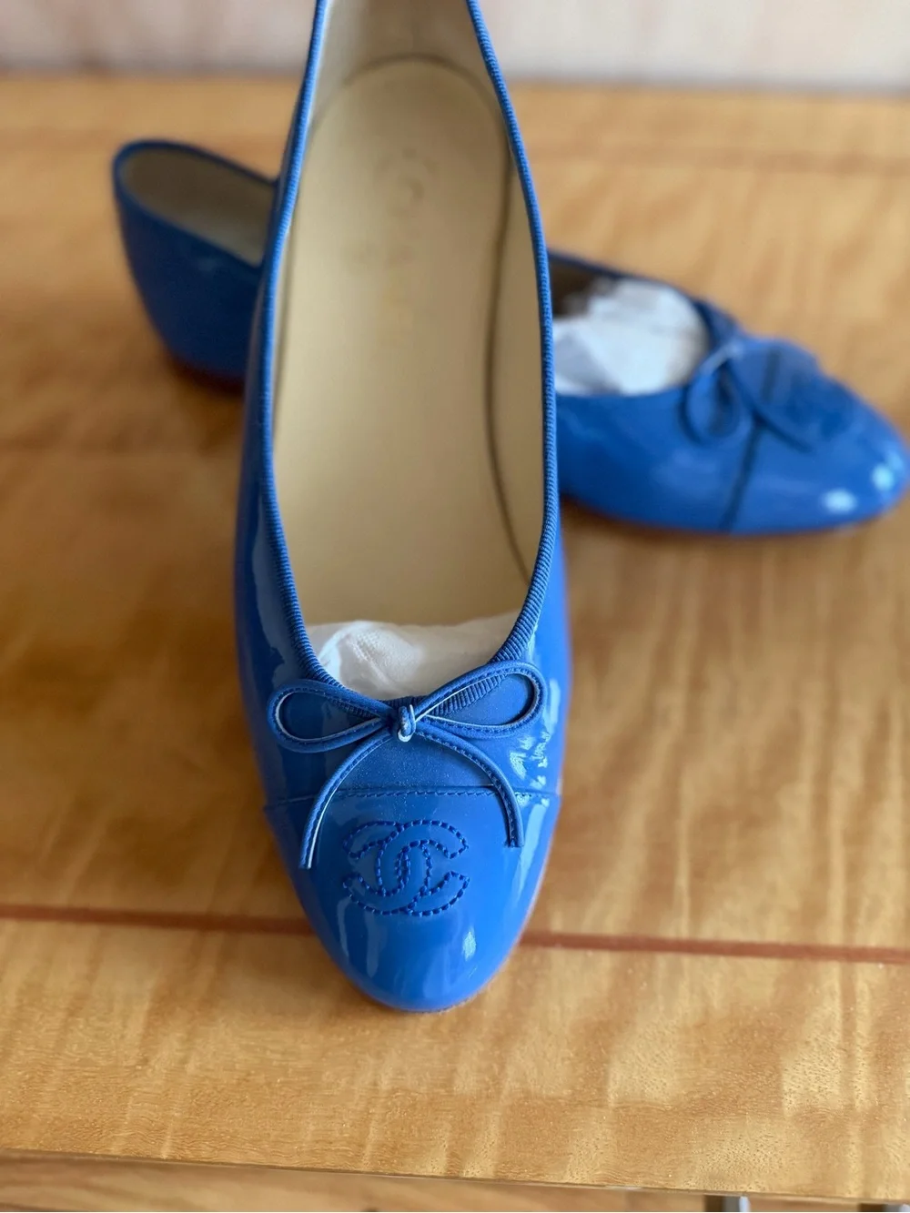 CHANEL Bright Blue Patent Leather Ballet Flats with Bow